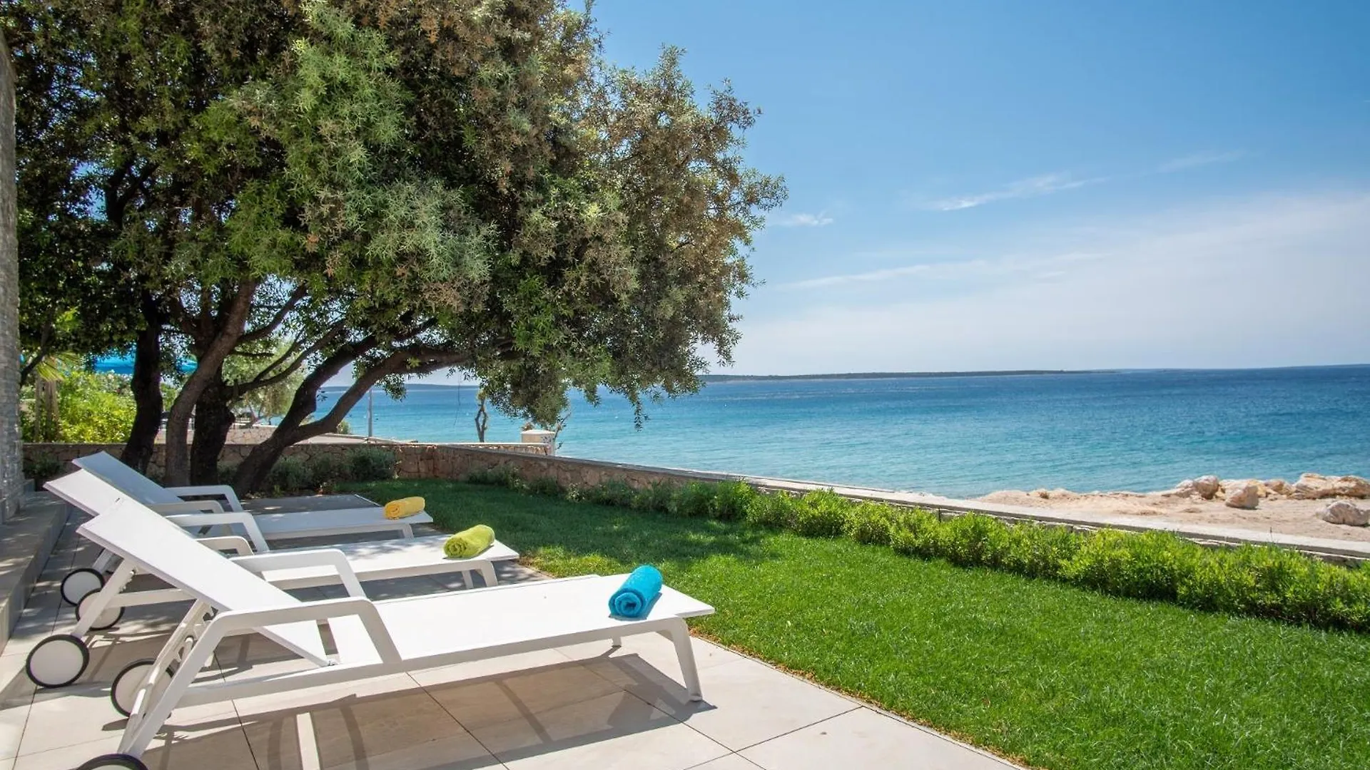 Seaside House For Families With Children Mandre, Pag - 22704 Villa Kolan